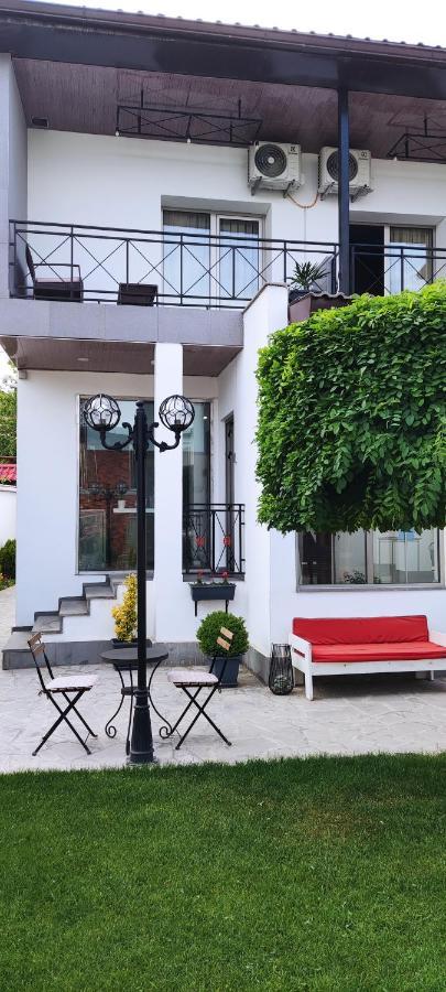 Garden Lounge Hotel Erévan Extérieur photo