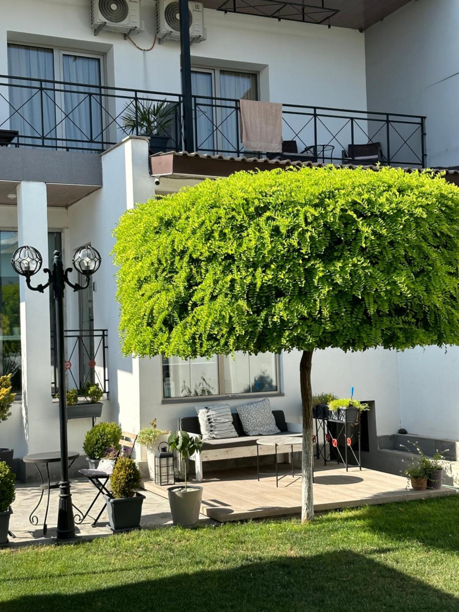 Garden Lounge Hotel Erévan Extérieur photo