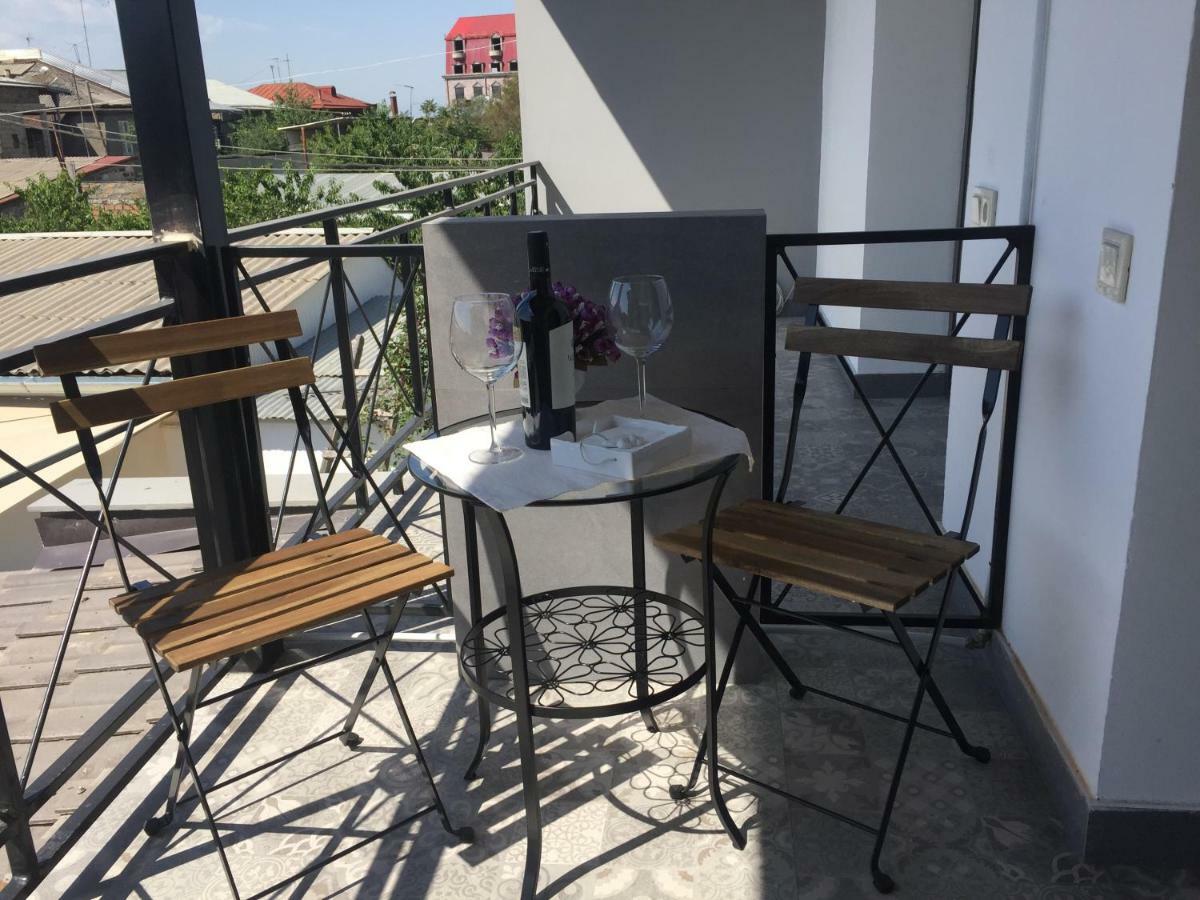 Garden Lounge Hotel Erévan Extérieur photo